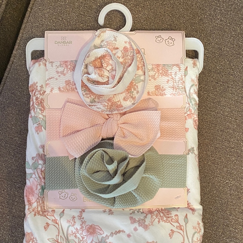Kids Floral Blanket and Headband Set - Pink and Green